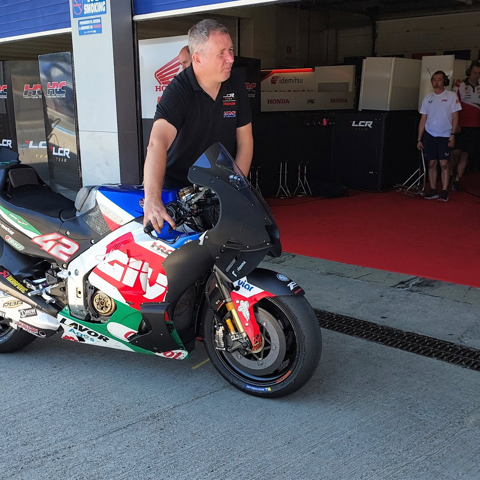 New aero for Alex Rins at Jerez test